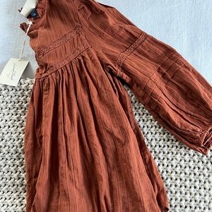 Universal thread top / new w tags / XS